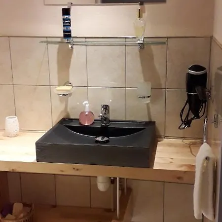 Chez Madgi Et Jean-mi Гостевой дом Froncles