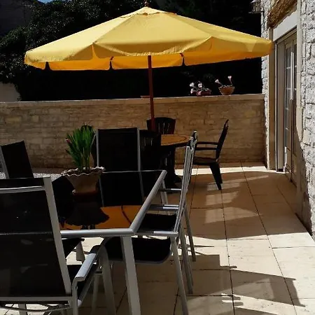 بيت ضيافة Chez Madgi Et Jean-mi