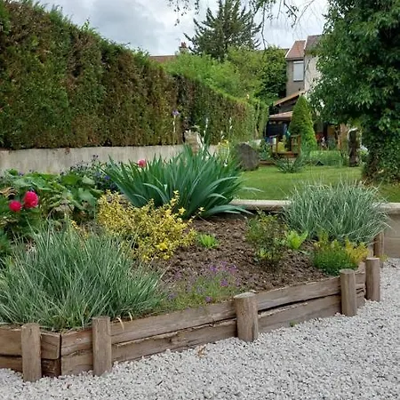 Chez Madgi Et Jean-mi Гостевой дом 3*