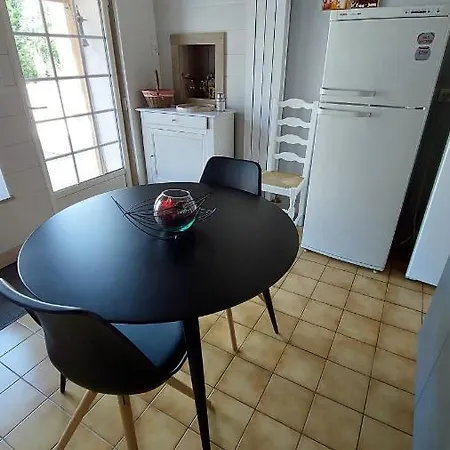 Гостевой дом Chez Madgi Et Jean-mi 3*